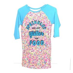 Justice girl’s night gown 🌈